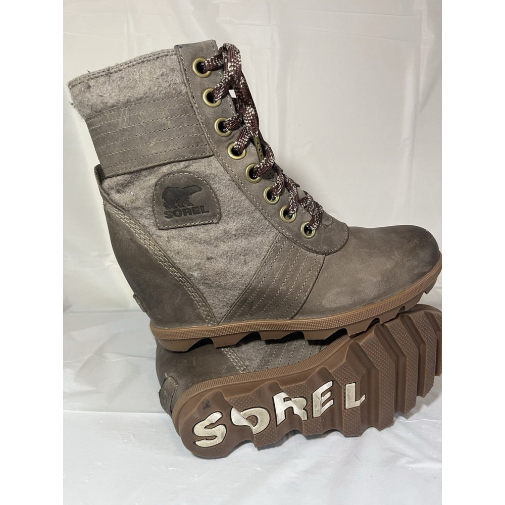 Sorel Lexie Boots Size 7.5 Ankle Winter NL3778-297